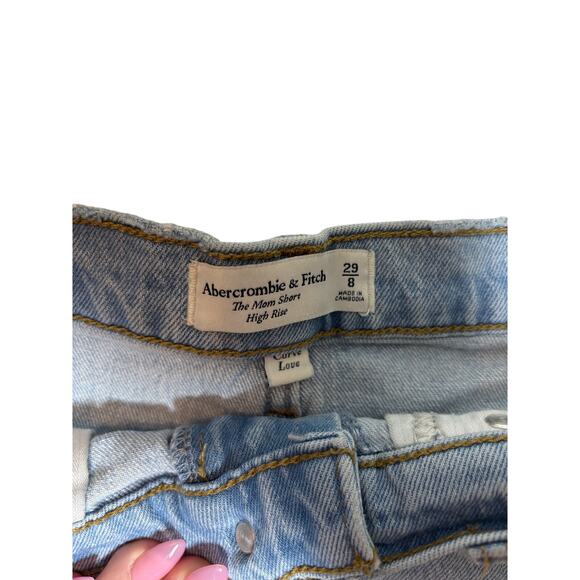 Abercrombie and Fitch denim shorts - Picture 3 of 5